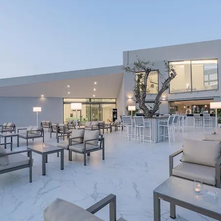 Zante Sun מלון 4*